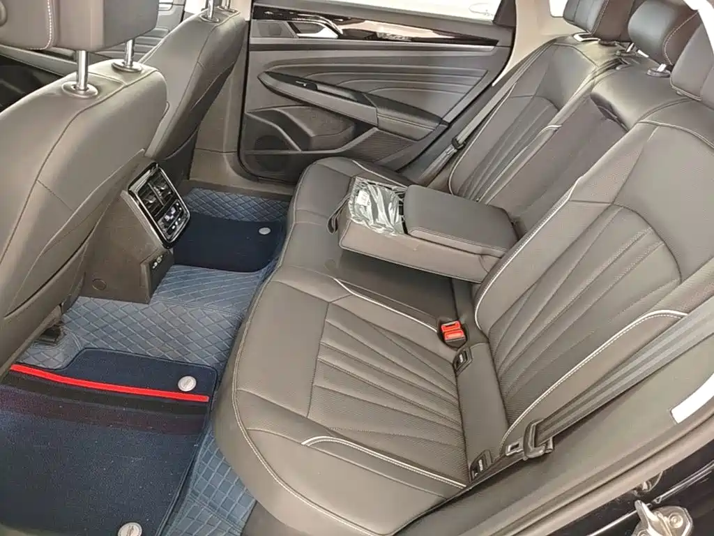 Volkswagen Passat — миниатюра 17