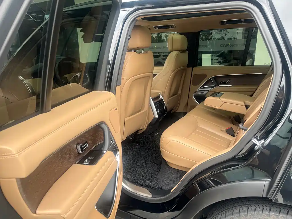 Land Rover Range Rover — миниатюра 8