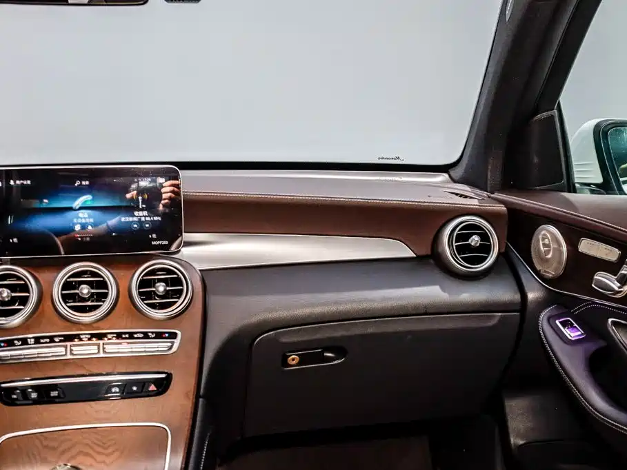 Mercedes-Benz GLC — миниатюра 25
