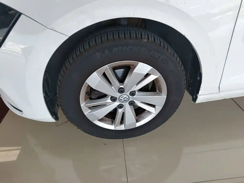 Volkswagen Polo — миниатюра 23