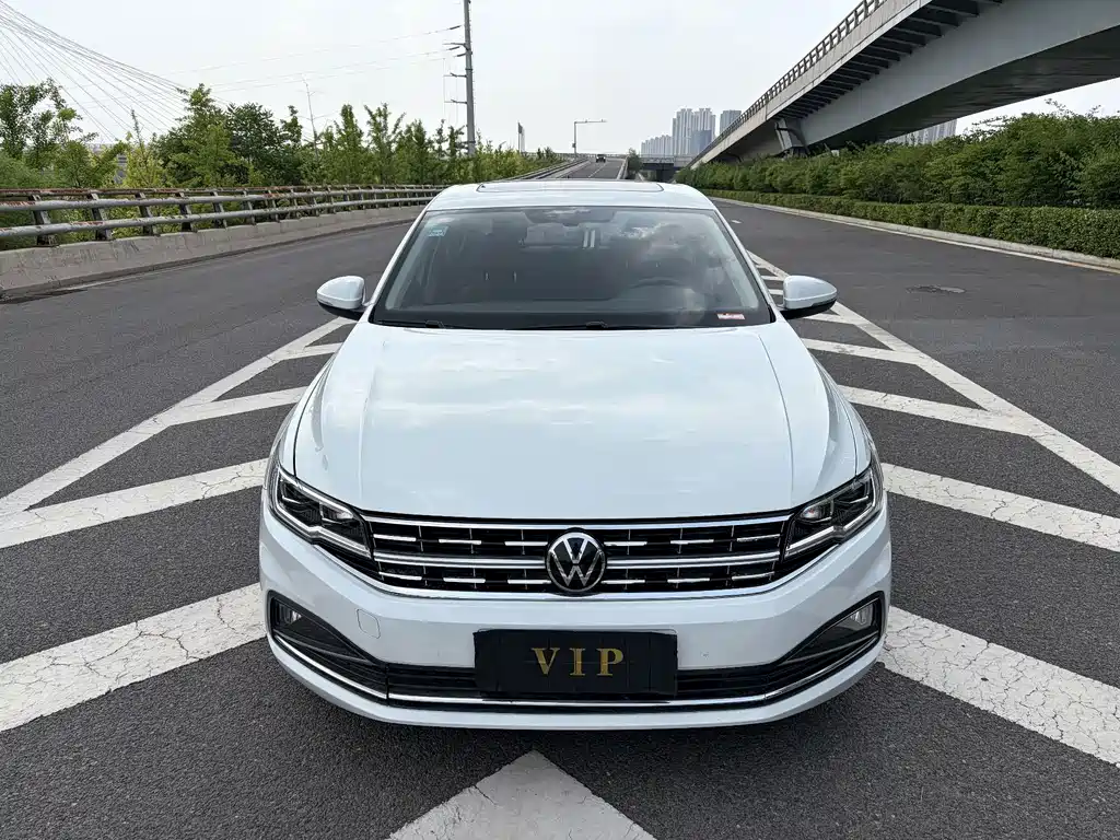 Volkswagen Bora — миниатюра 2
