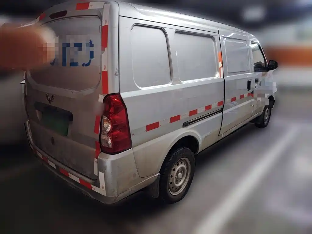 Wuling Rongguang — миниатюра 4