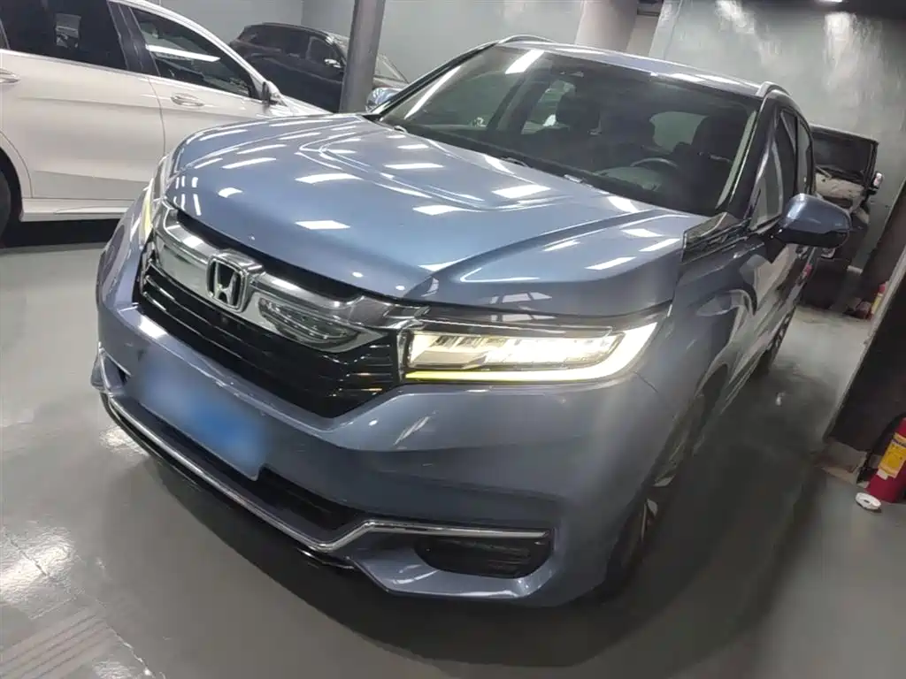 Купить Honda Avancier