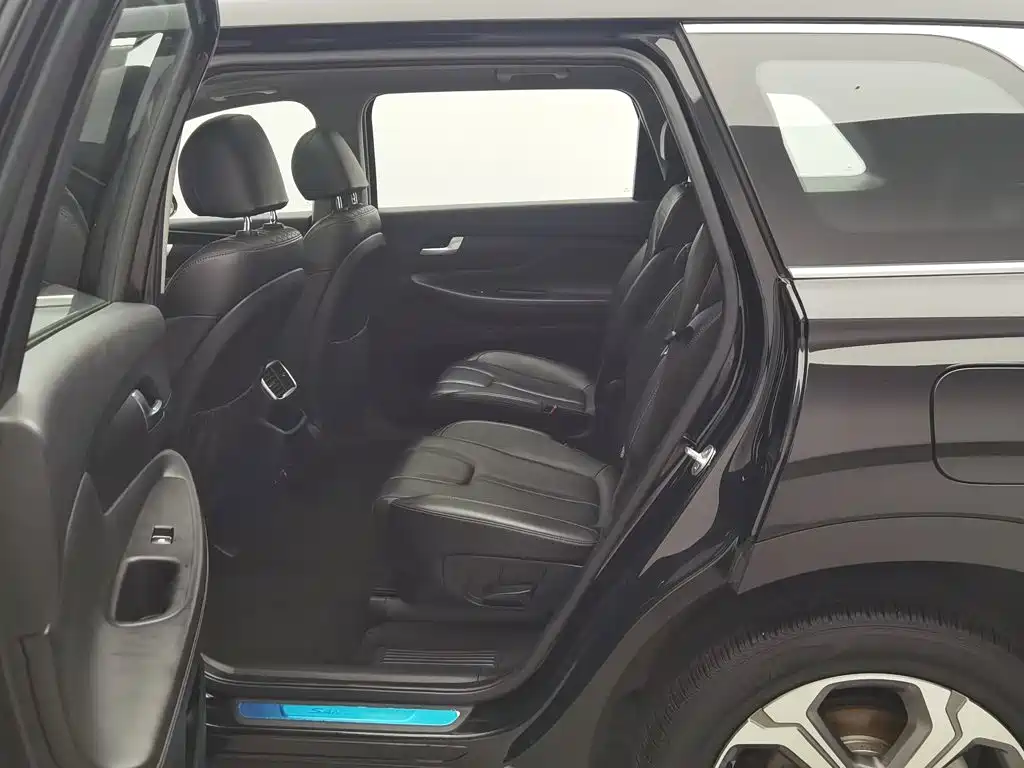 Hyundai Santa Fe — миниатюра 15