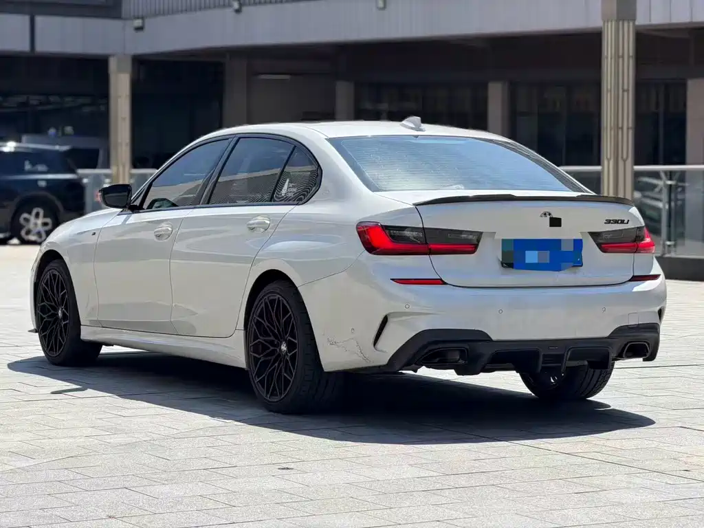 BMW 3 Series — миниатюра 13