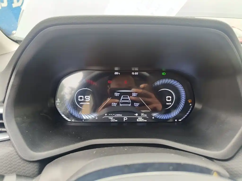 Geely Emgrand — миниатюра 12