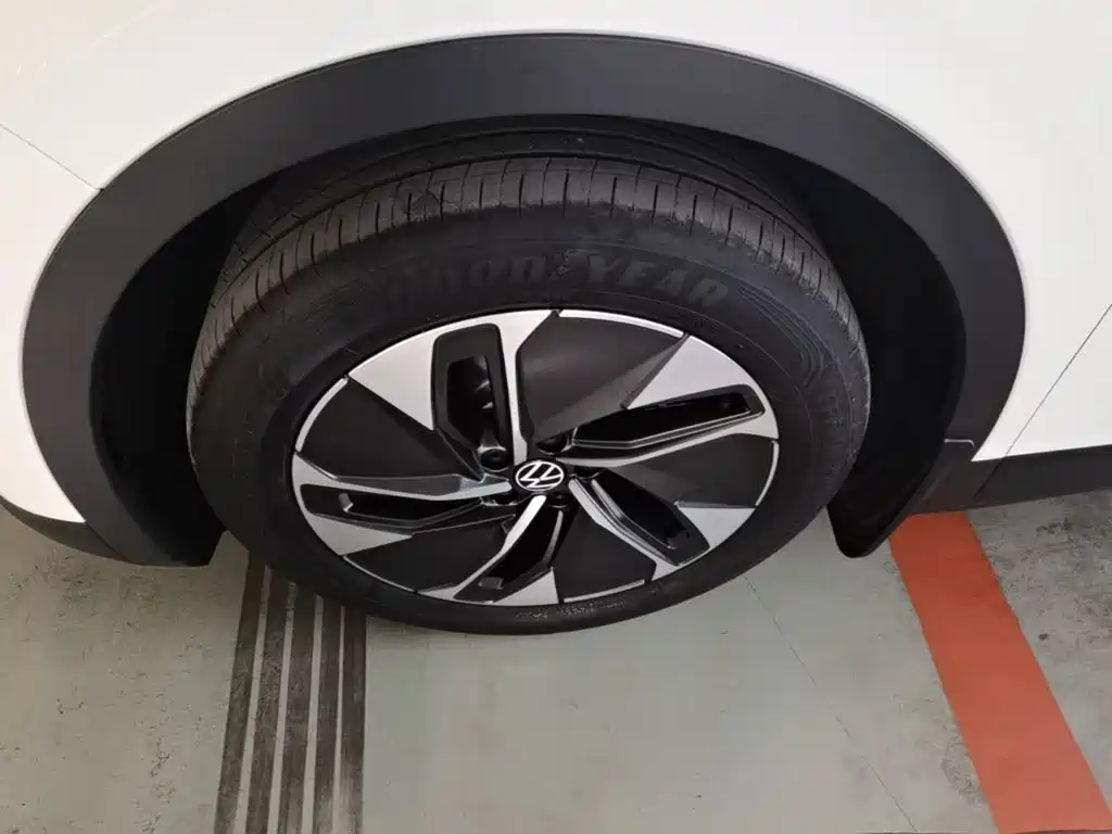 Volkswagen ID.4 Crozz — миниатюра 23