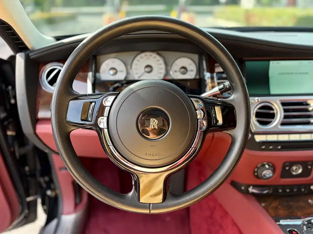 Rolls-Royce Ghost — миниатюра 10