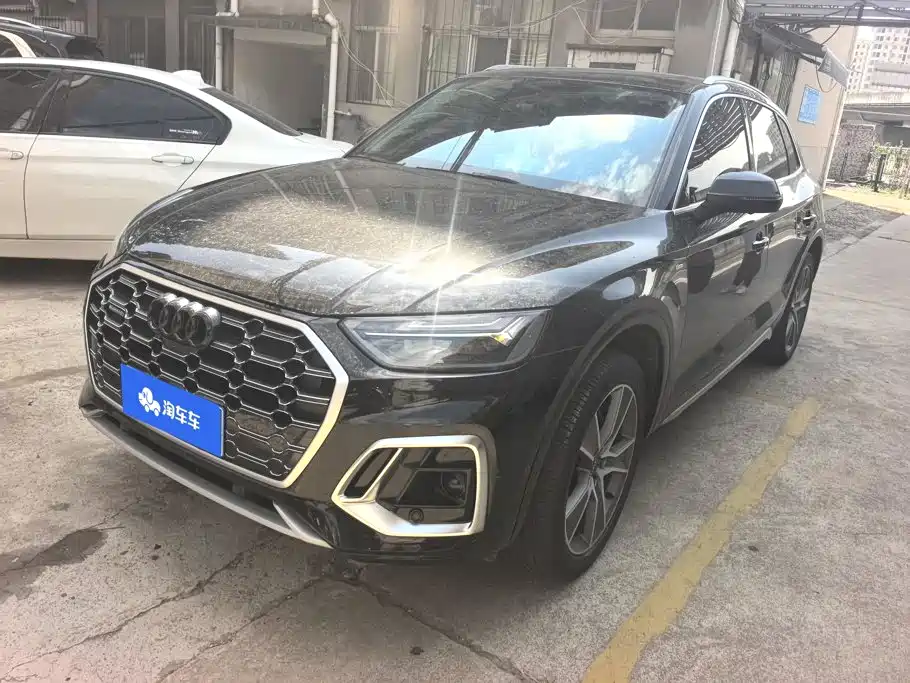 奥迪Q5L 2022款 改款 45T 豪华动感型 2022