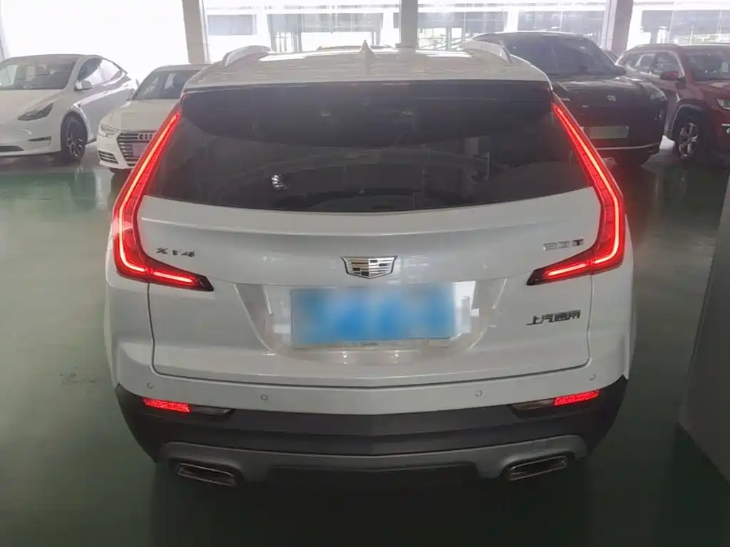 Cadillac XT4 — миниатюра 6