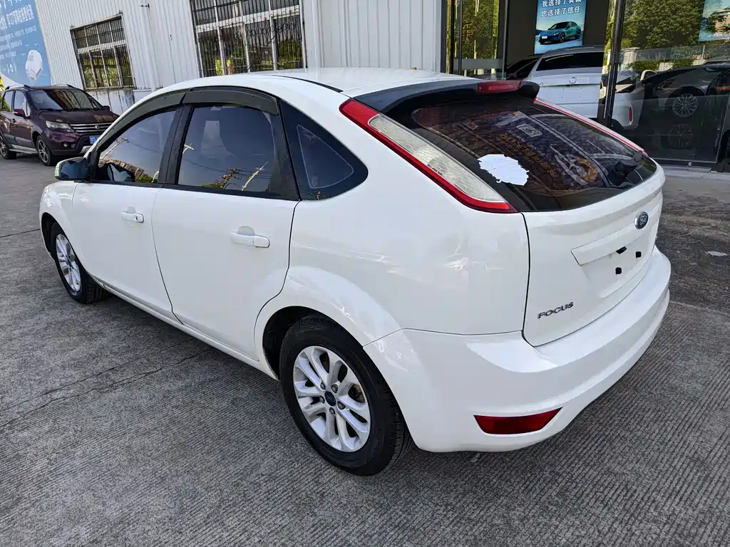 Ford Focus — миниатюра 4