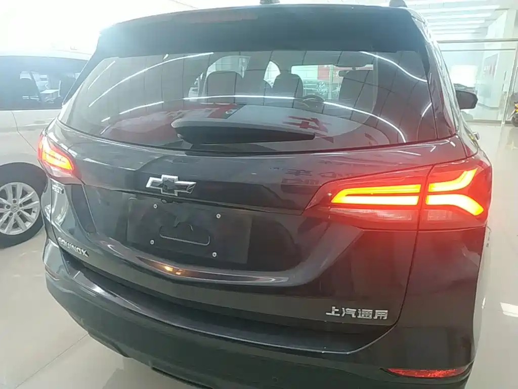 Chevrolet Equinox — миниатюра 6