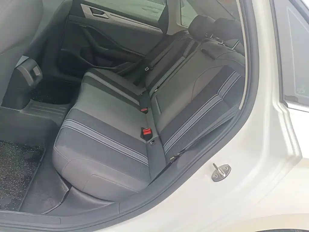 Volkswagen Sagitar — миниатюра 17
