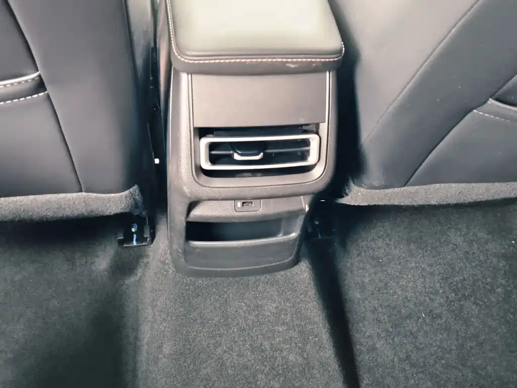 Changan Eado — миниатюра 13