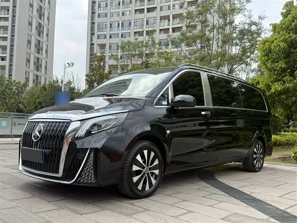 Mercedes-Benz Vito 2024