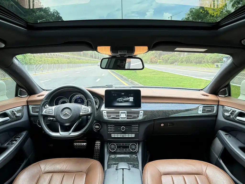 Mercedes-Benz CLS — миниатюра 13