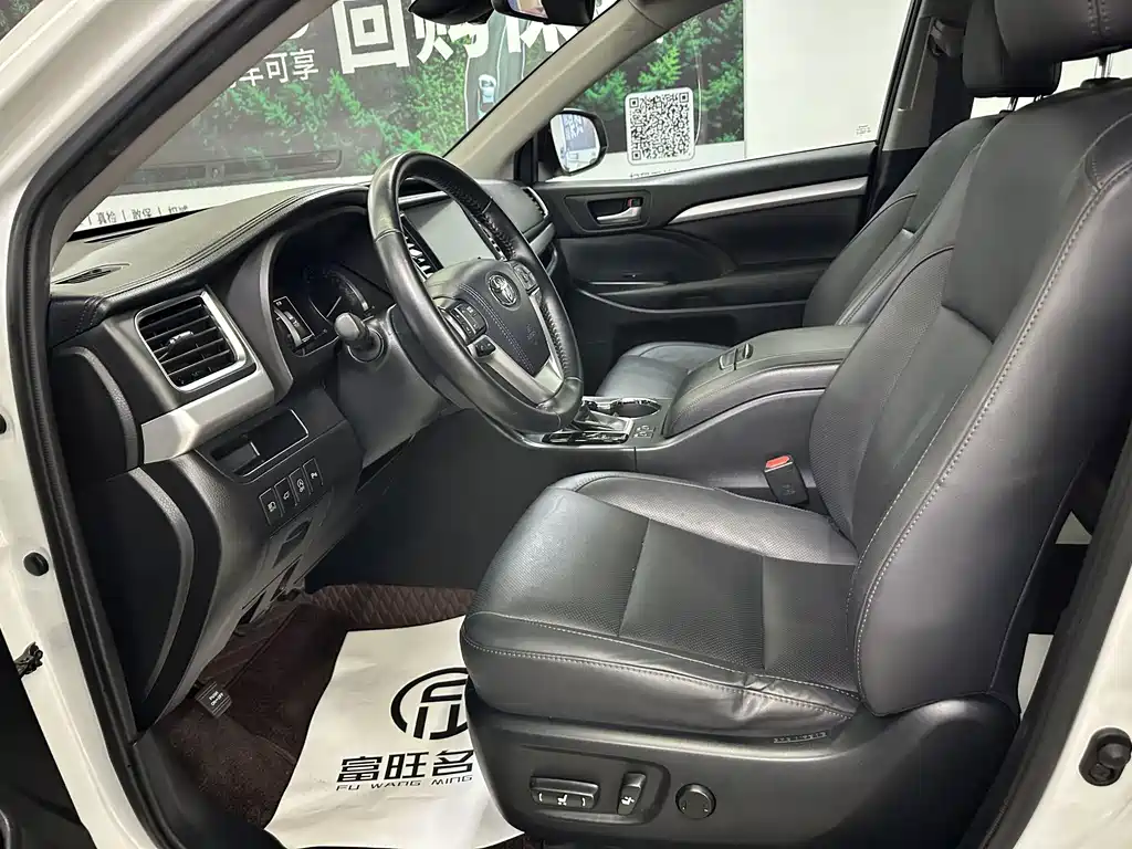 Toyota Highlander — миниатюра 12