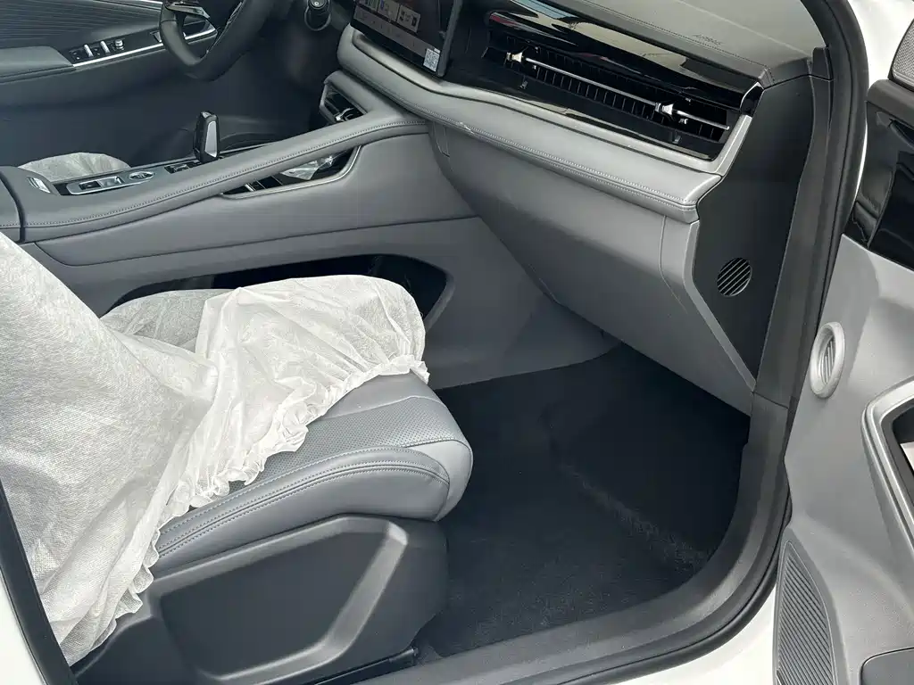 Geely Boyue — миниатюра 6