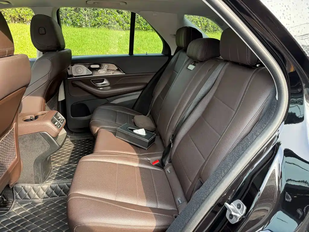 Mercedes-Benz GLE (Import) — миниатюра 12