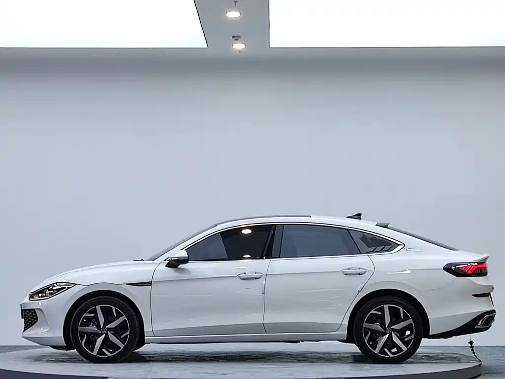 Volkswagen Lamando 2023 L 280TSI DSG