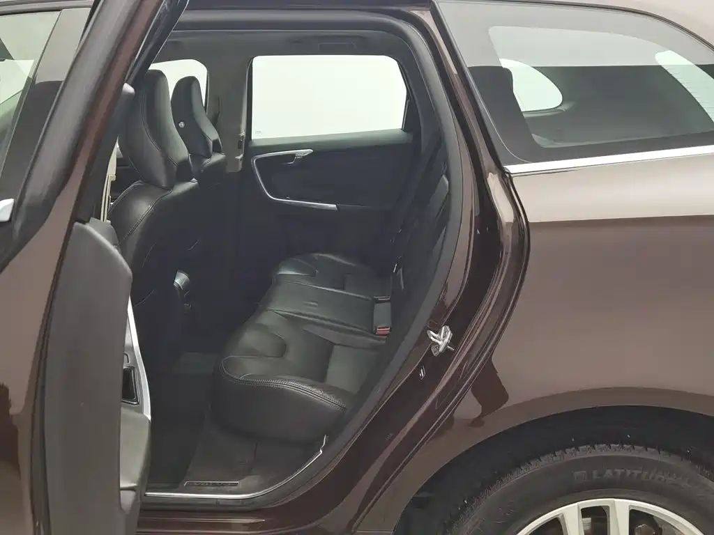 Volvo XC60 — миниатюра 15