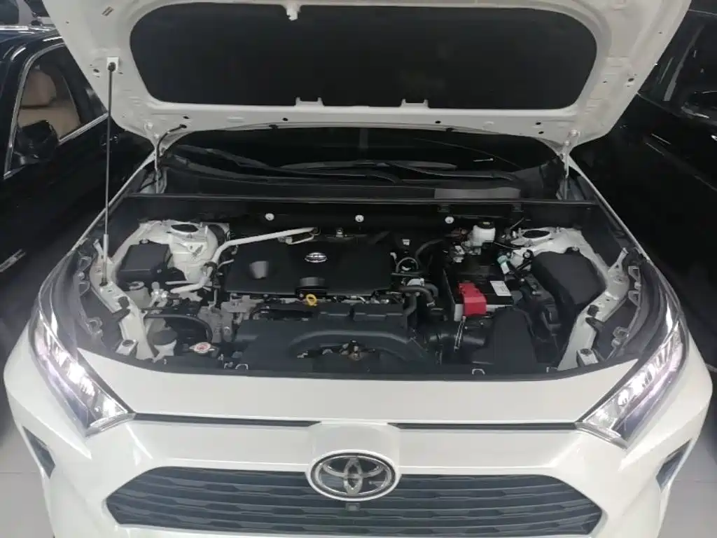 Toyota RAV4 — миниатюра 20