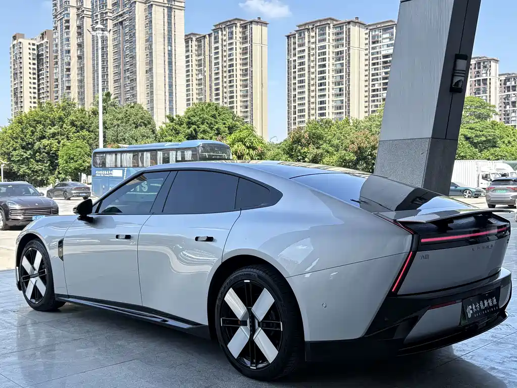 XPeng P7 — миниатюра 7