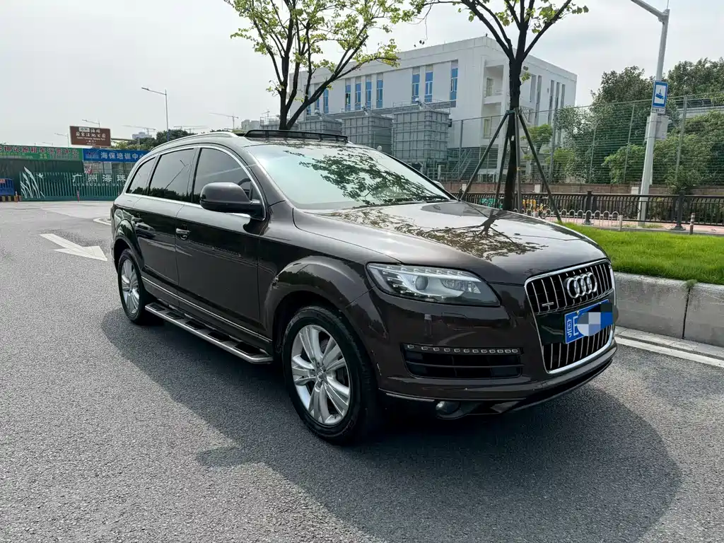 Audi Q7 — миниатюра 3