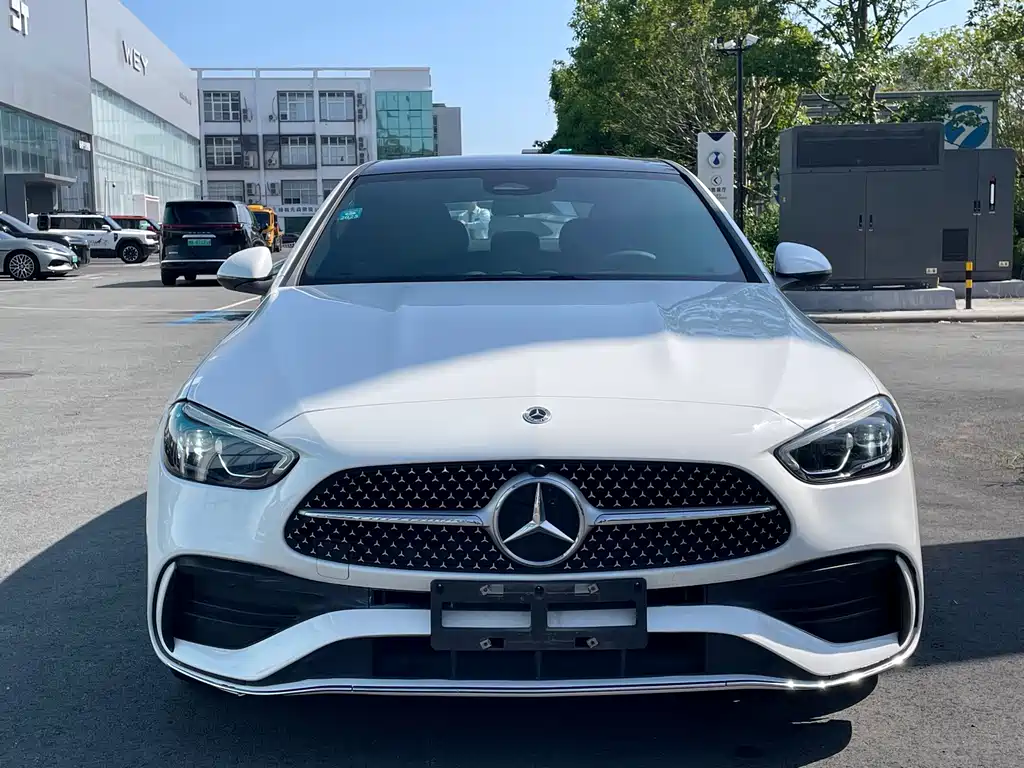 Mercedes-Benz C-Class — миниатюра 2