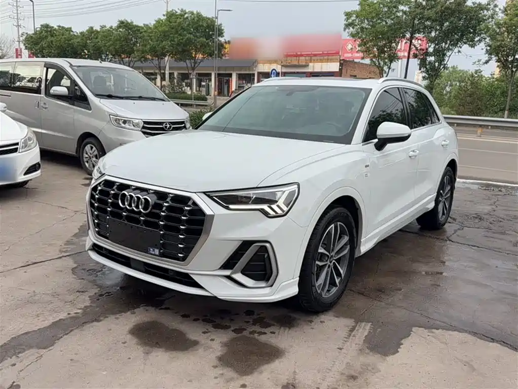 Audi Q3 2022