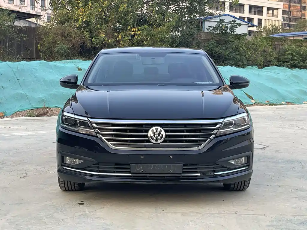 Volkswagen Lavida — миниатюра 2