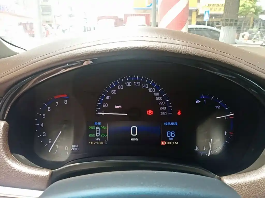 Cadillac XTS 2014 28T Comfort
