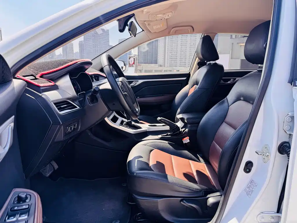 Geely Vision — миниатюра 12