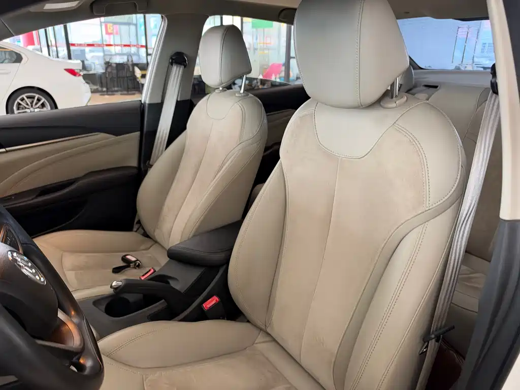 Buick Excelle — миниатюра 14