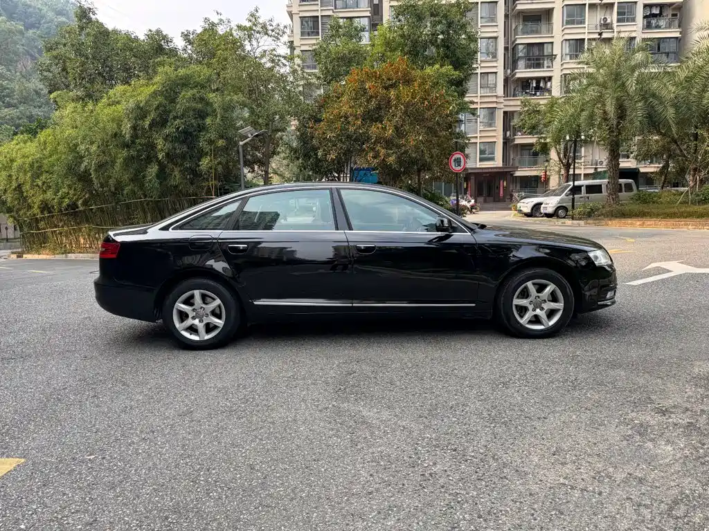 Audi A6L — миниатюра 7