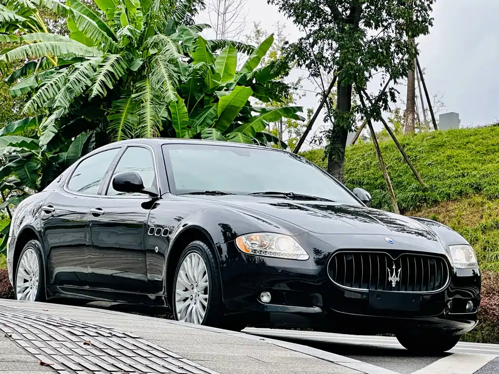 Maserati Quattroporte 4.2L Elite Edition, фото 4