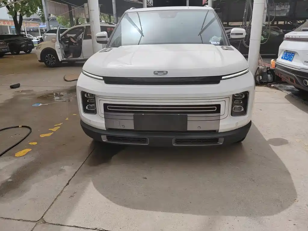 Geely Icon 2020 1.5TD i9 BSG