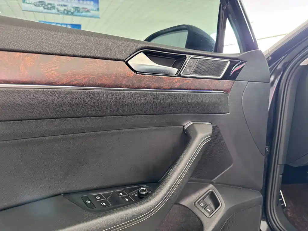 Volkswagen Magotan PHEV — миниатюра 10