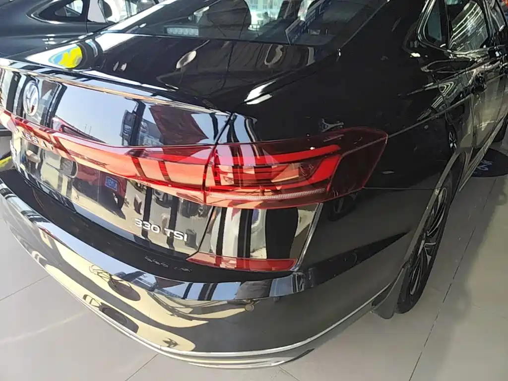 Volkswagen Passat — миниатюра 8