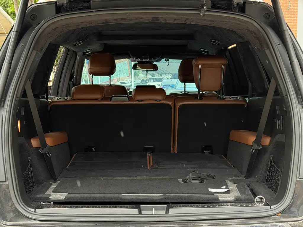 Mercedes-Benz GLS — миниатюра 17