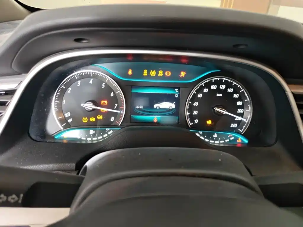 Buick Excelle — миниатюра 4