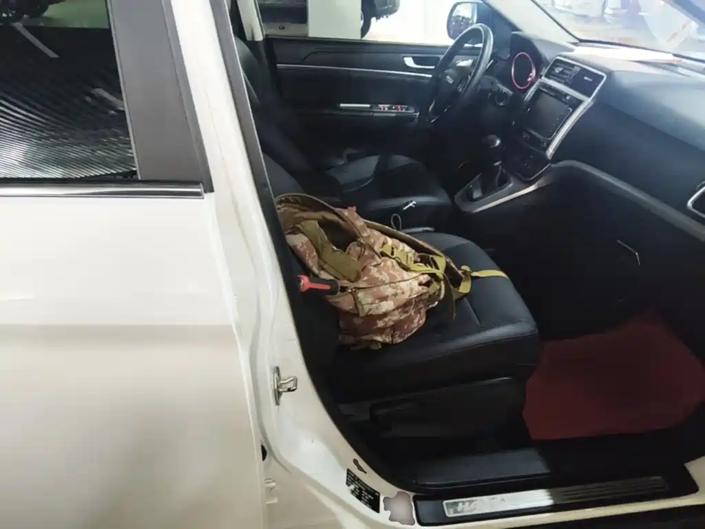 Haval M6 — миниатюра 25