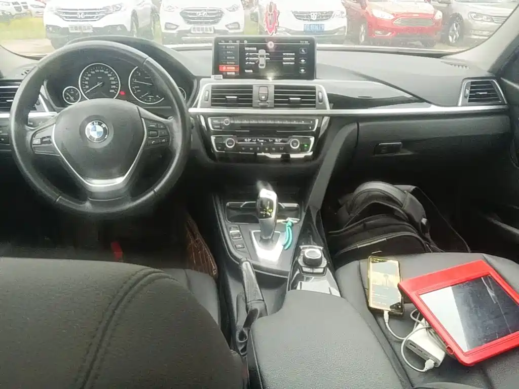 BMW 3 Series — миниатюра 10