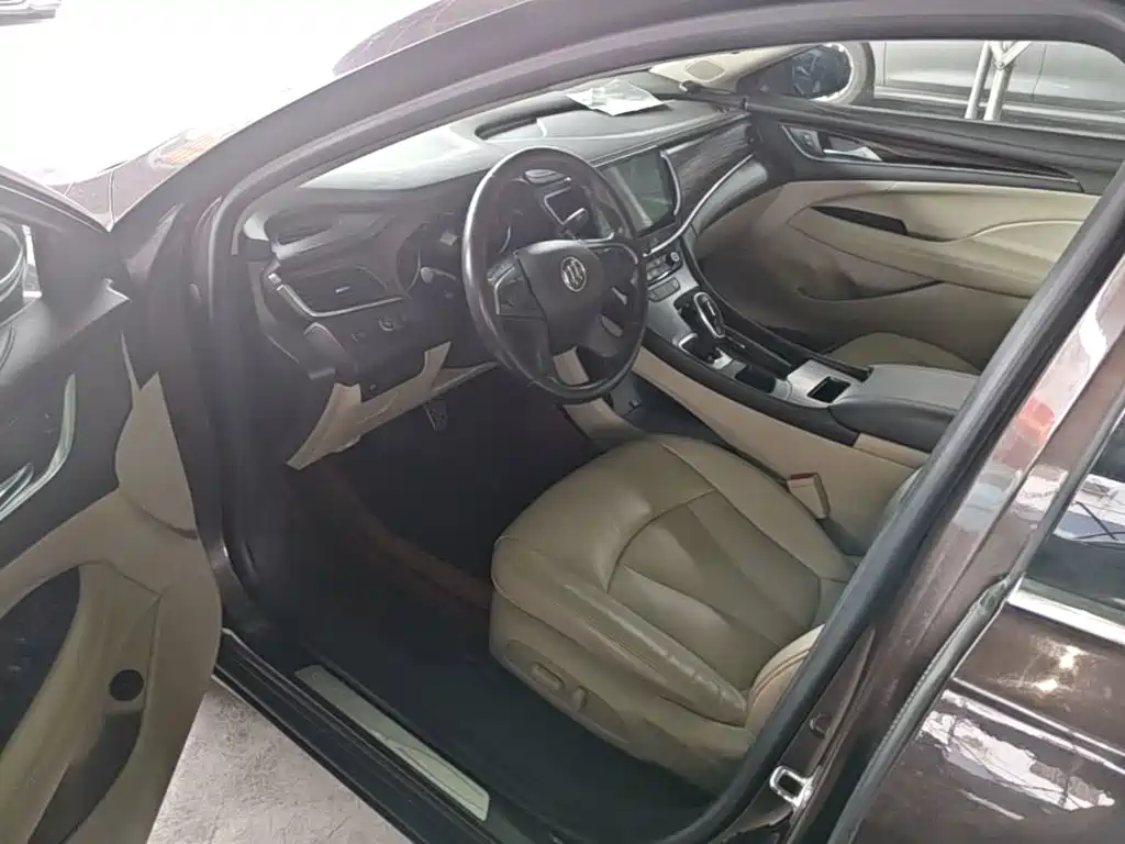 Buick LaCrosse — миниатюра 16