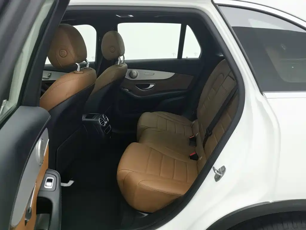 Mercedes-Benz GLC — миниатюра 15