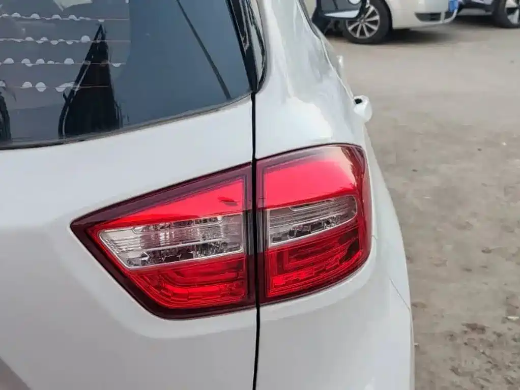 Changan CS15 — миниатюра 3