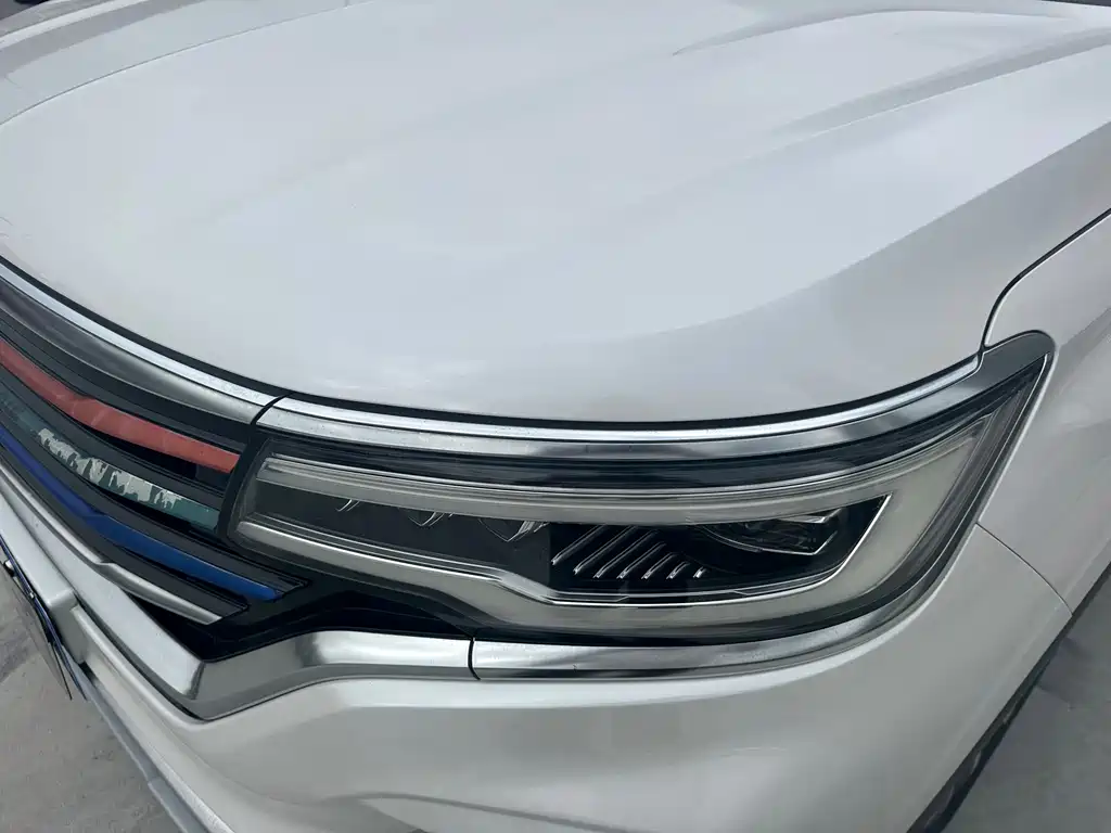 Roewe RX5 MAX — миниатюра 15