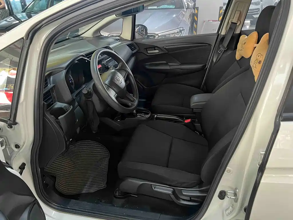 Honda Fit — миниатюра 4