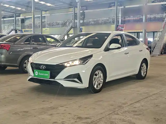 Hyundai Verna
