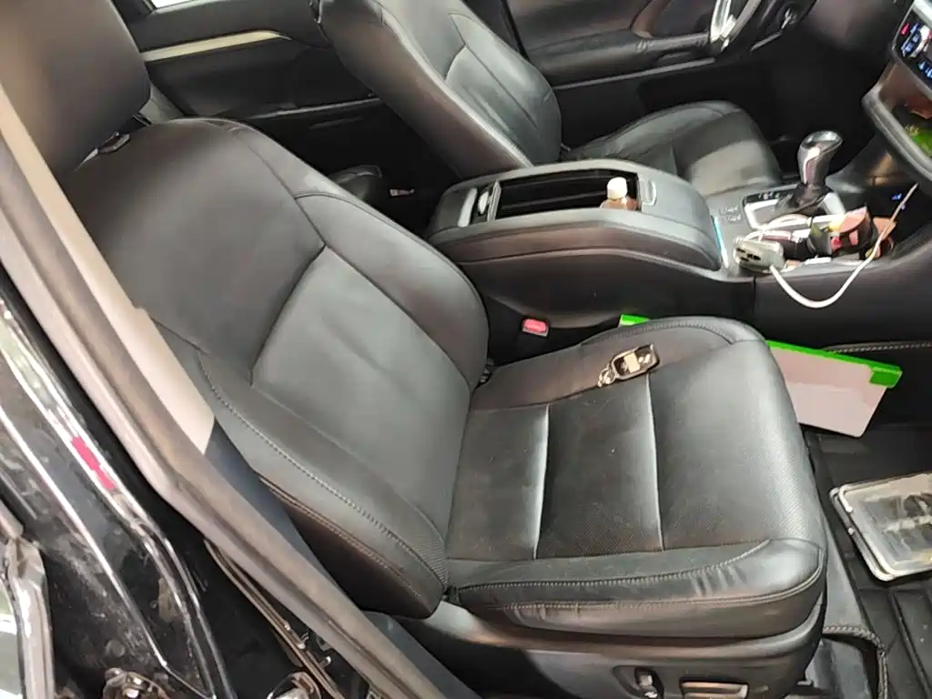 Toyota Highlander — миниатюра 25